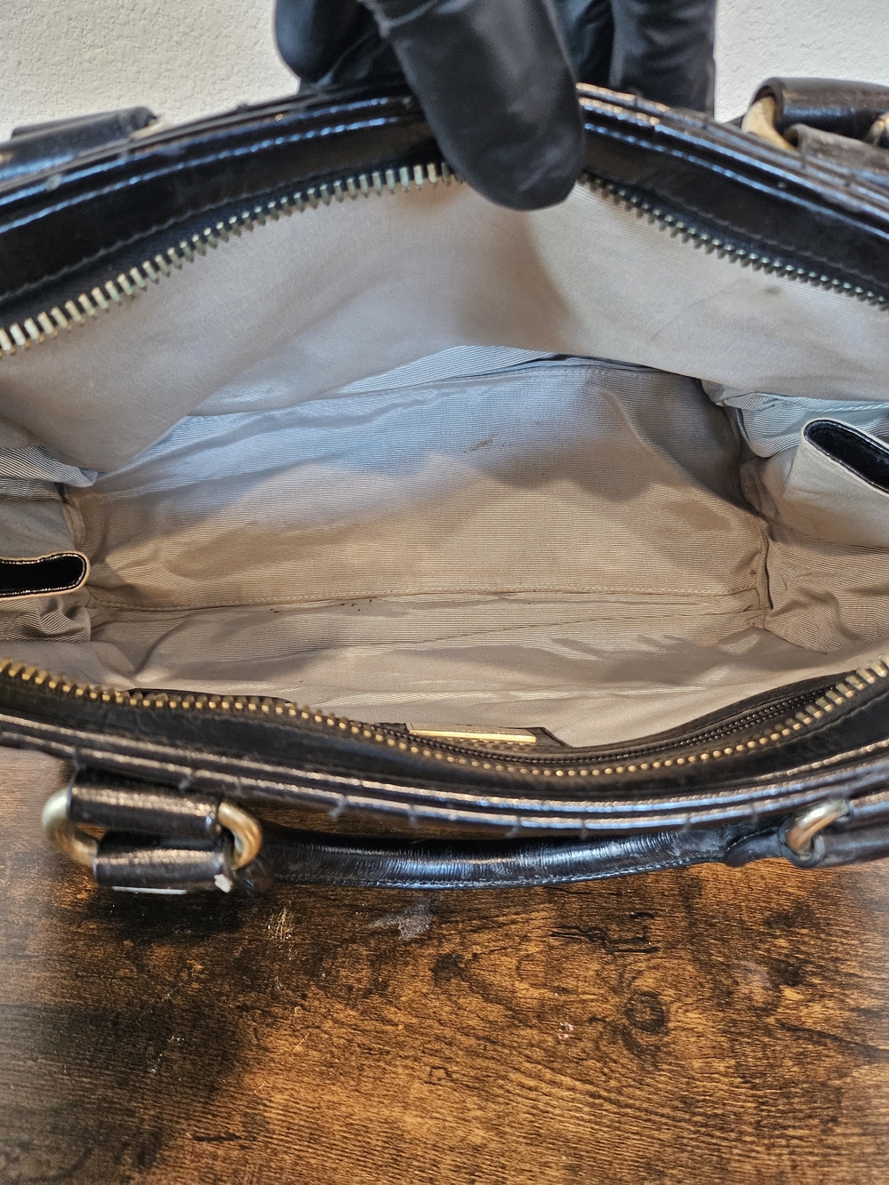 Bally Vintage Quilted Patent Leather Doctor/Satchel Bag. - Picture 8 of 13